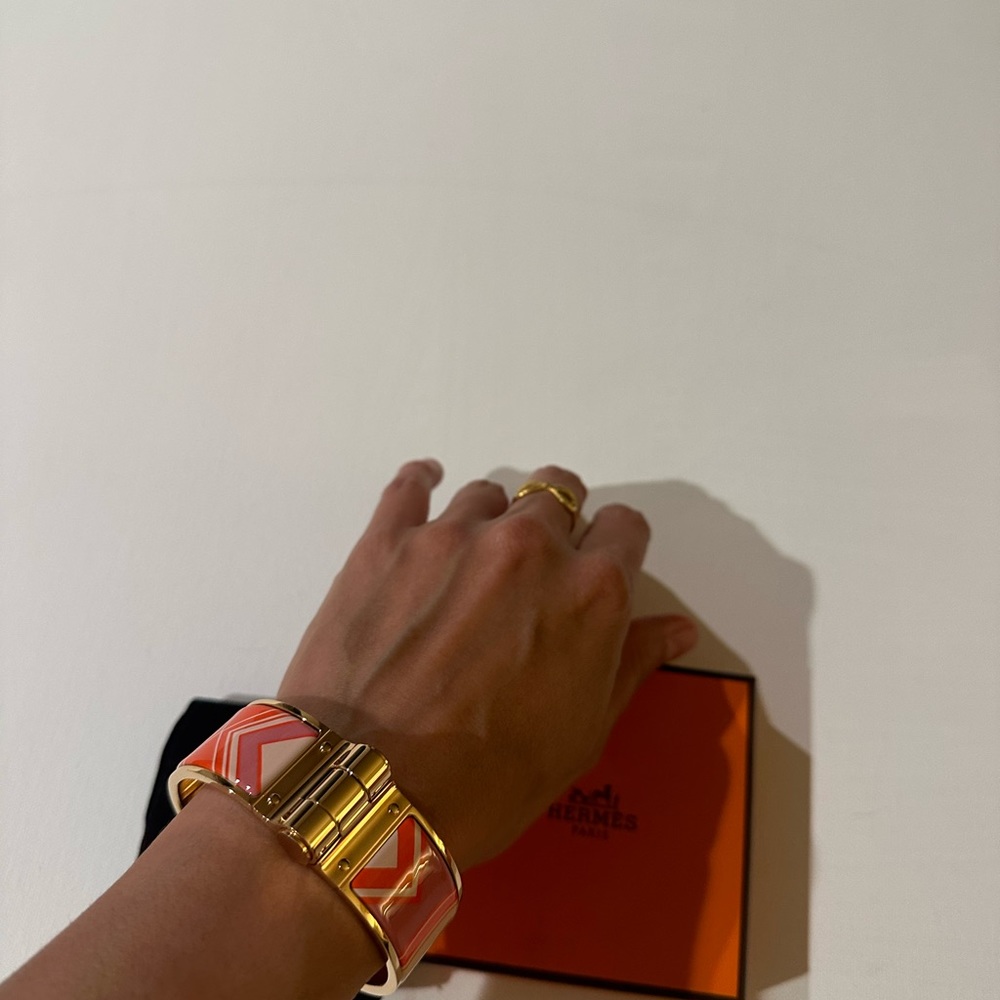 Hermes enamel Bracelet gold
